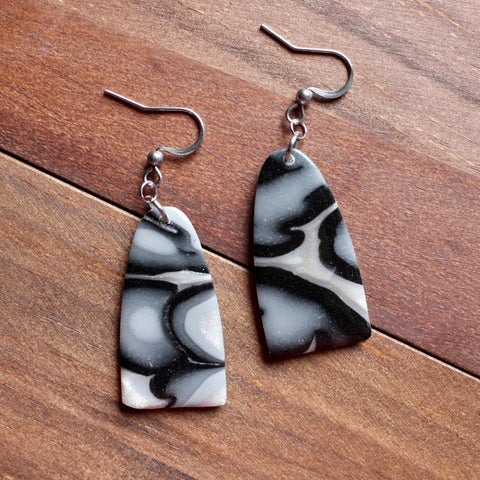Black & Silver Marbled Arches 2